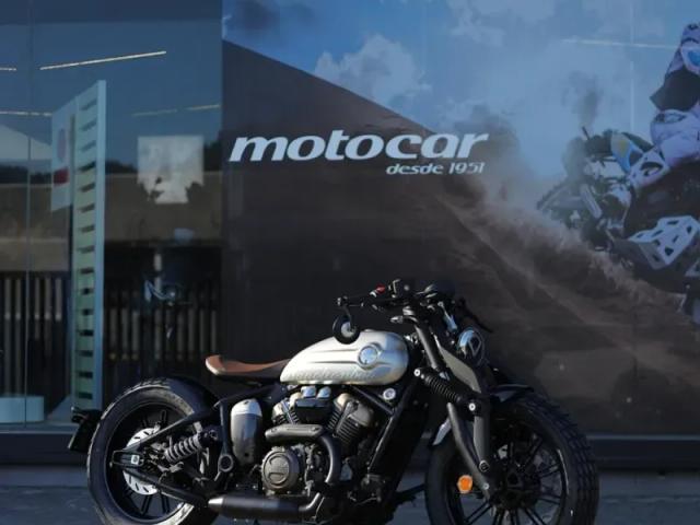 Benda Napoleon Bob 250 2026 — Custom 250cc