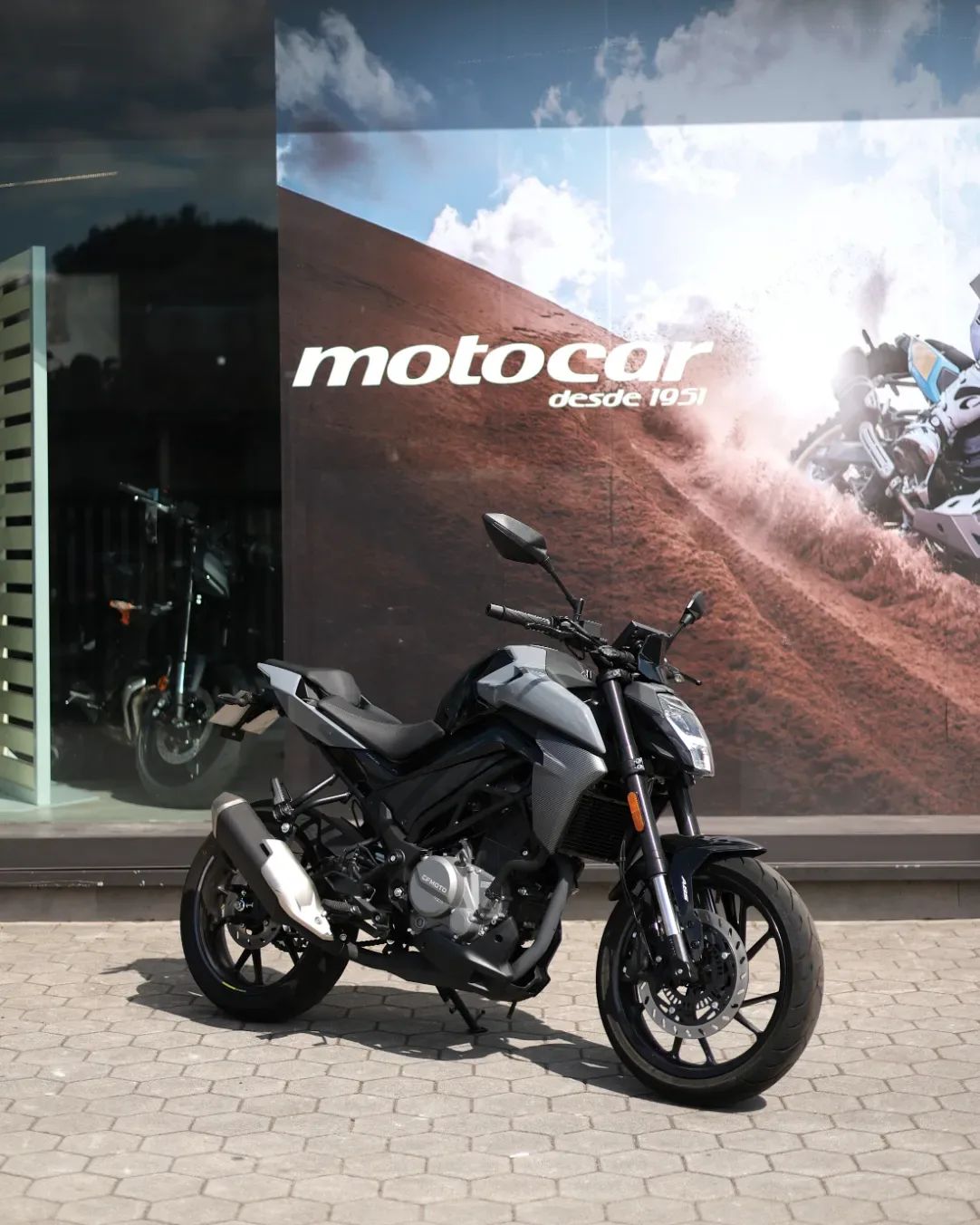 CFMOTO NK300 2025 - 718KM ! — Naked 292cc