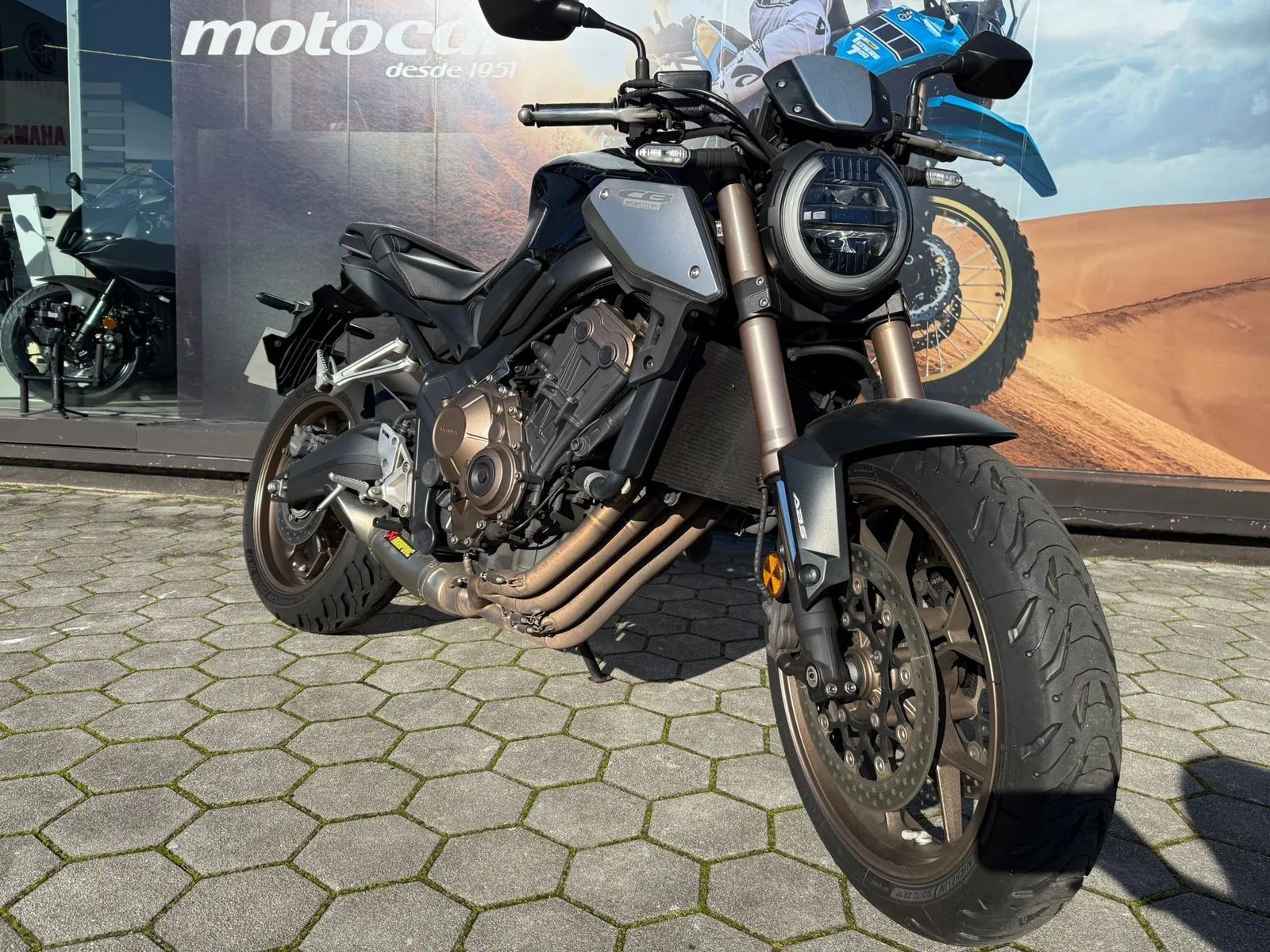 Honda cb650r — Naked 650cc