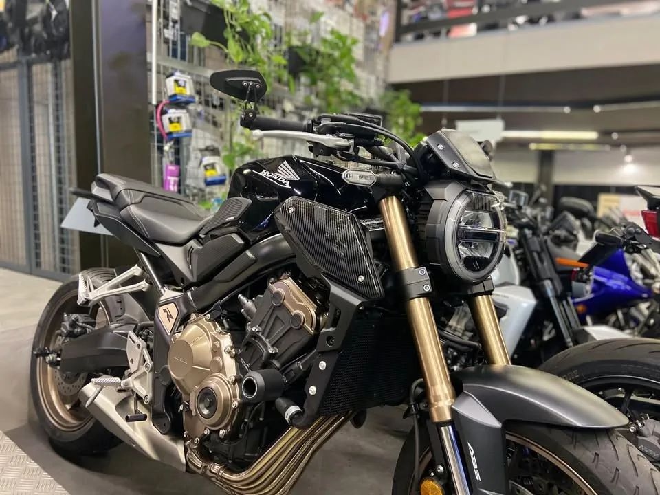 Honda CB650R — Naked 650cc