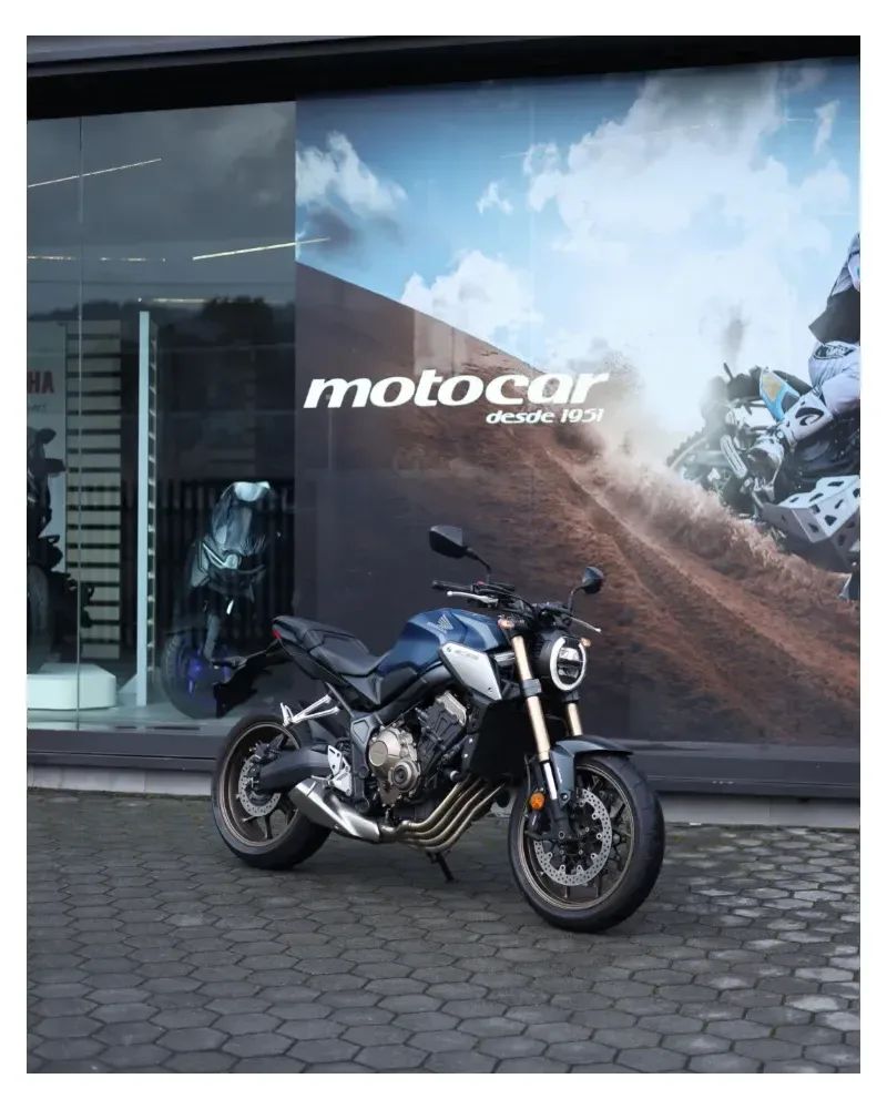 Honda CB650R 2020 — Naked 649cc