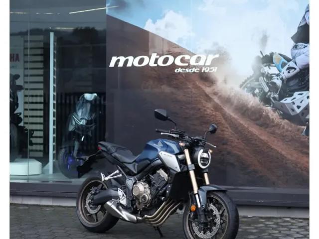 Honda CB650R 2020 — Naked 649cc
