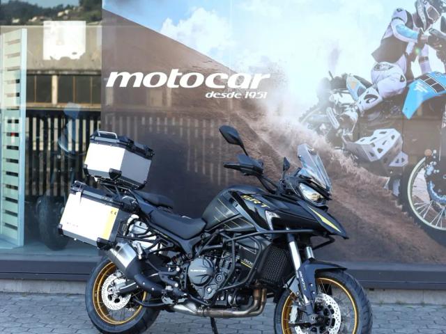 QJ Motor SRT 900SX — Adventure 904cc