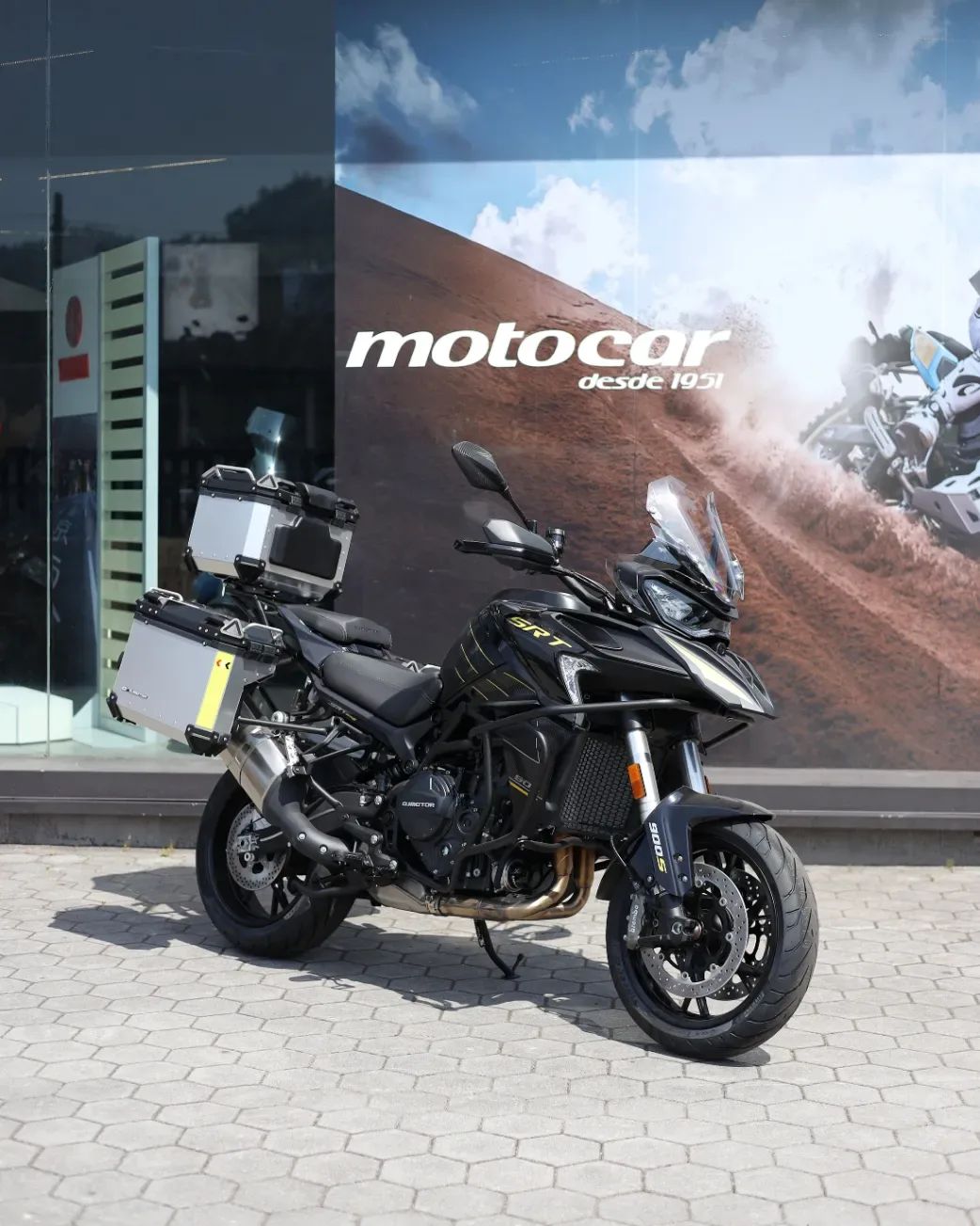 QJ Motor SRT900S On Road — Adventure 904cc
