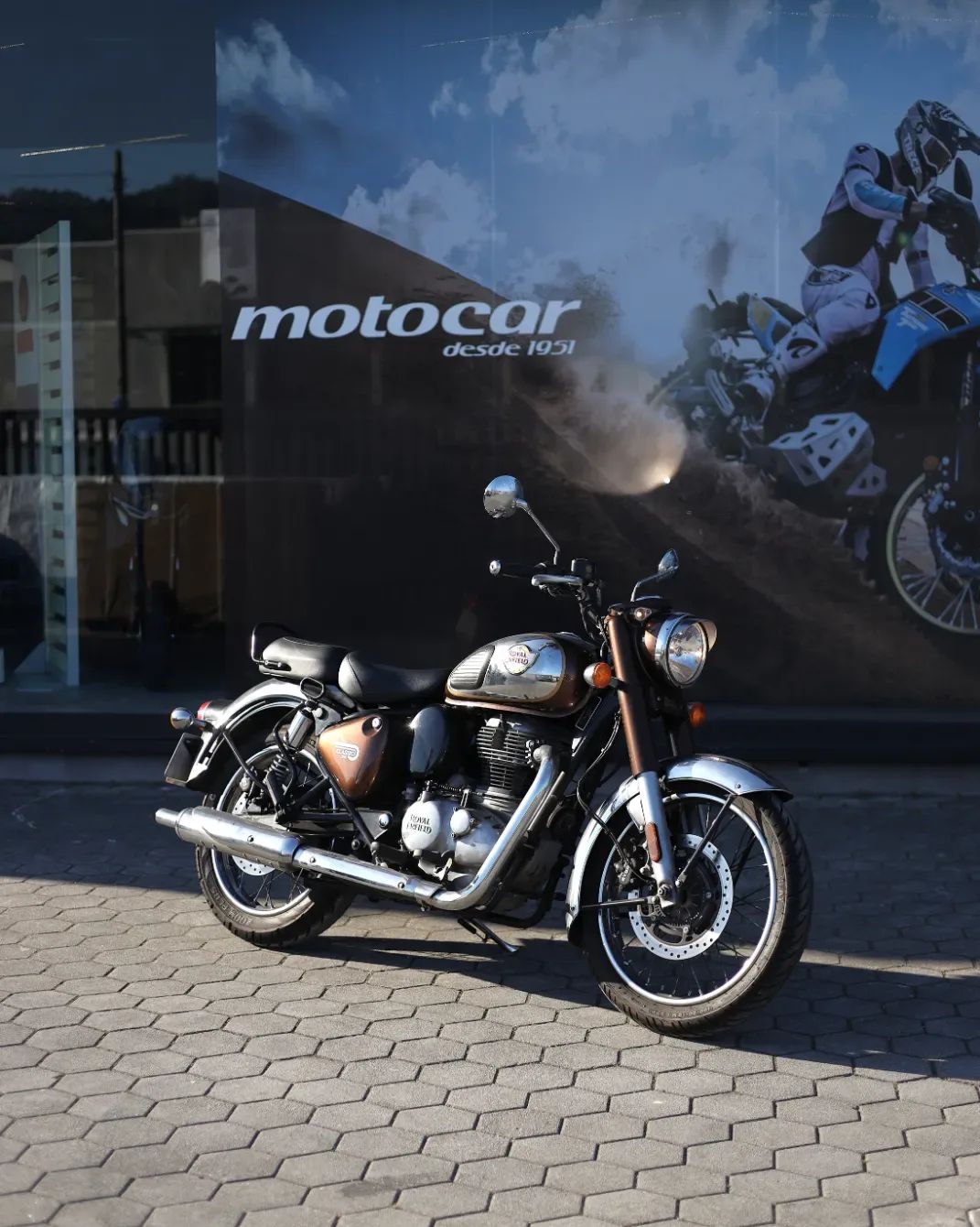 Royal Enfield Classic 350 2022 — Custom 350cc