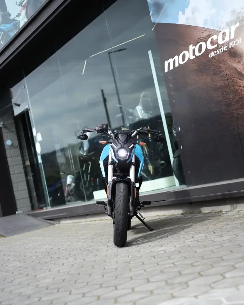 Voge 125R — Naked 125cc
