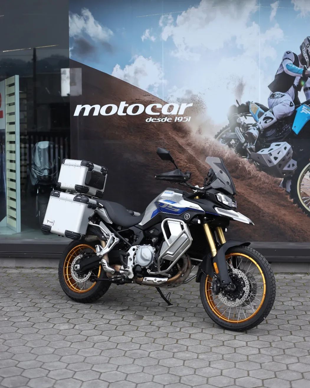 Voge 900 DSX 2024 — Trail 895cc