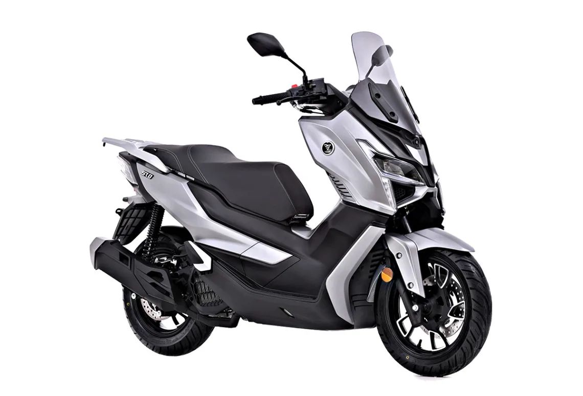 Voge SR1 125 — Scooters 125cc