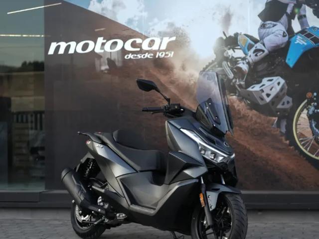 Voge SR3 — Scooters 125cc