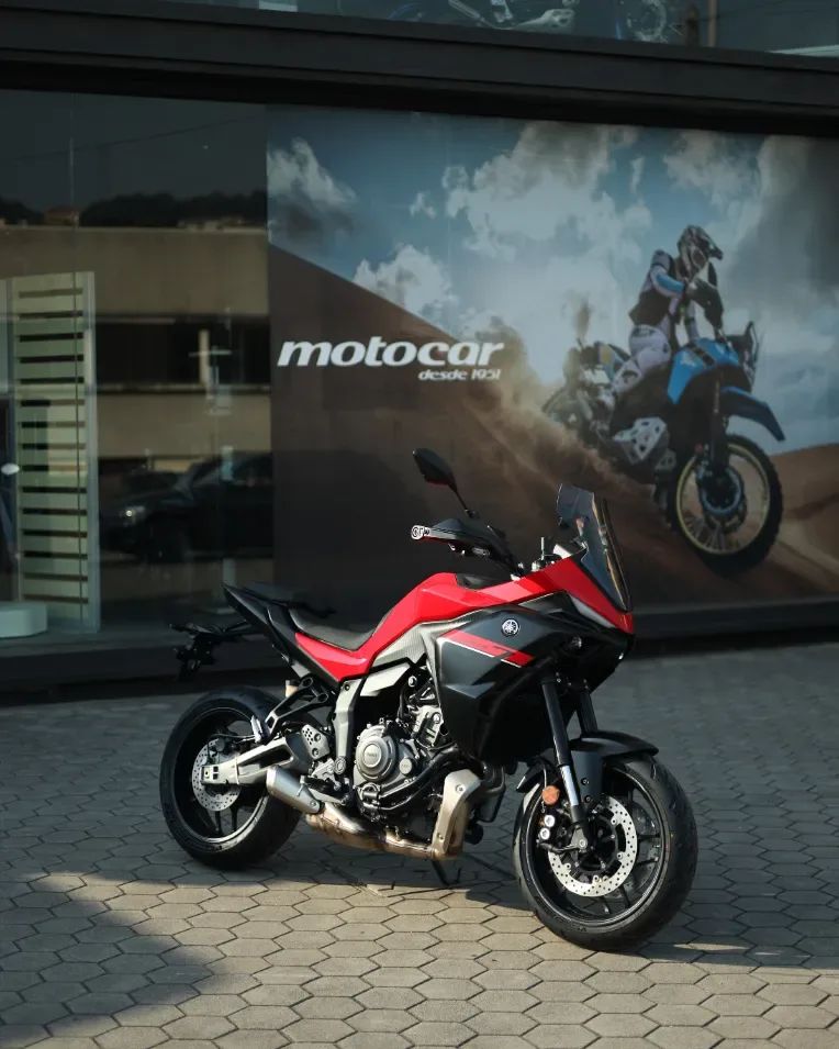 Yamaha Tracer 7 2025 — Desportivas de Turismo 690cc