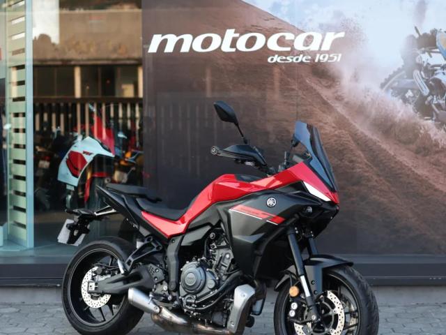 Yamaha Tracer 7 2025 — Touring 689cc