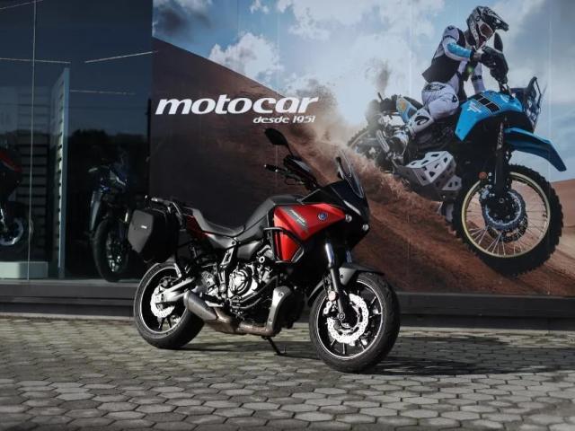 Yamaha Tracer 7 Vermelha — Touring 689cc