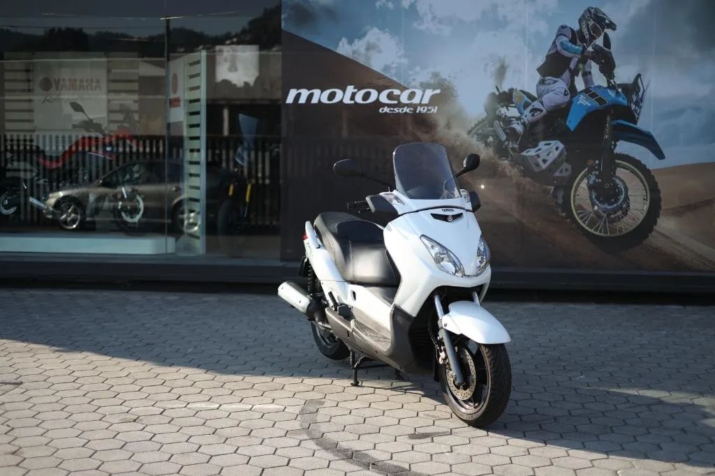 Yamaha XMAX 125 — Scooter 125cc